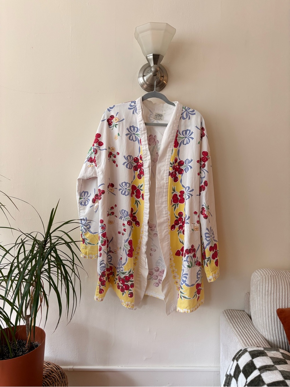 Vintage Linen Table Cloth Cotton Robe - Upcycled vintage linen cherry robe - Picture 4 of 8